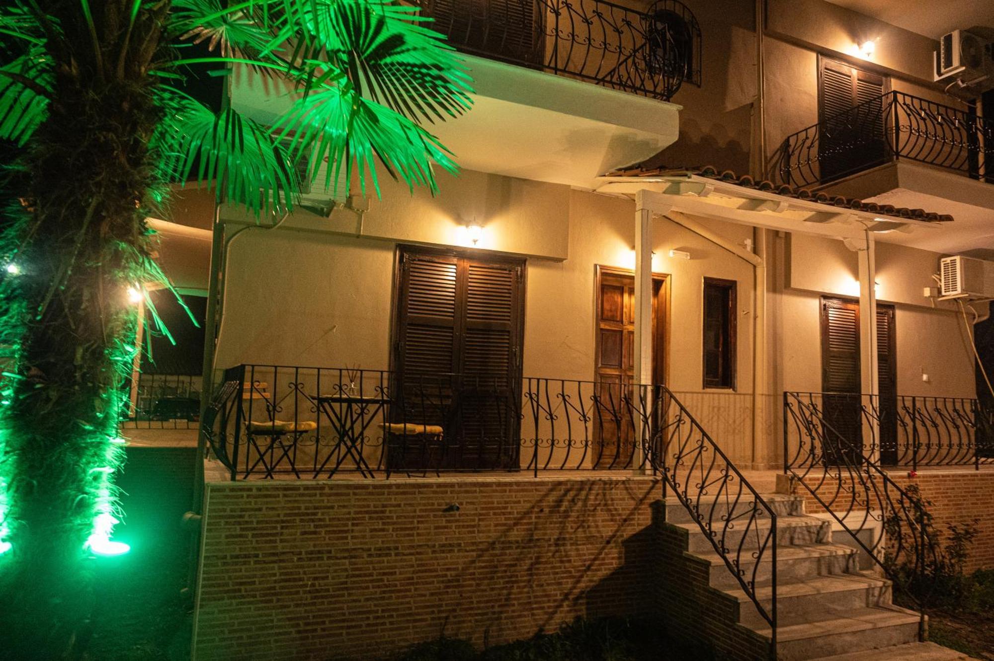 Βastasio Apartments Pefkochori Exteriör bild